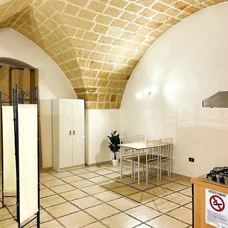 History Station Apartment Brindisi Ngoại thất bức ảnh