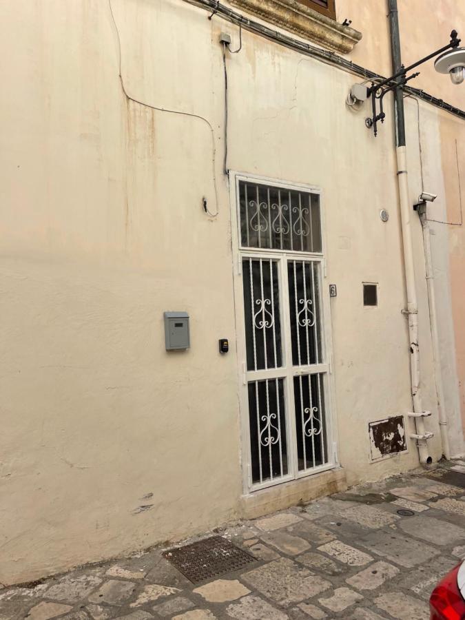 History Station Apartment Brindisi Ngoại thất bức ảnh