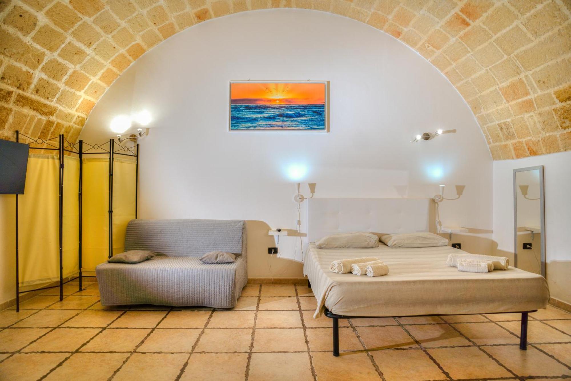 History Station Apartment Brindisi Ngoại thất bức ảnh
